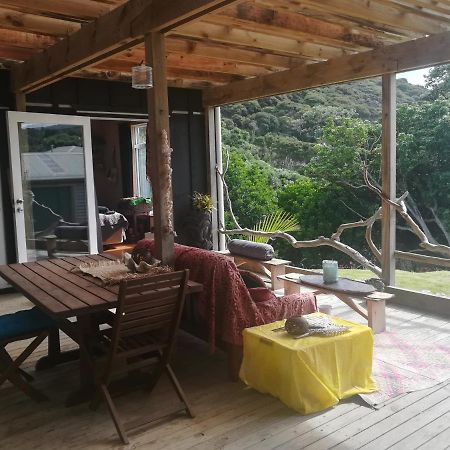לינה וארוחת בוקר Tryphena Mulberry Grove Retreat מראה חיצוני תמונה
